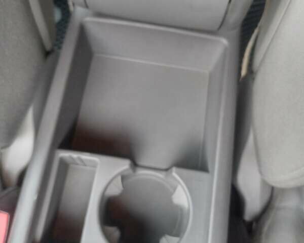 Синій Ауді А6, об'ємом двигуна 2.7 л та пробігом 317 тис. км за 6000 $, фото 18 на Automoto.ua