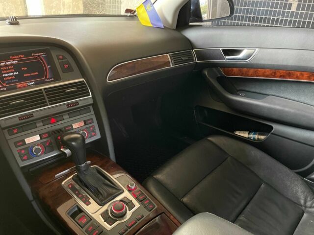 Синій Ауді А6, об'ємом двигуна 2.4 л та пробігом 197 тис. км за 8000 $, фото 6 на Automoto.ua