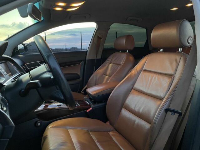 Синій Ауді А6, об'ємом двигуна 2.4 л та пробігом 350 тис. км за 5900 $, фото 12 на Automoto.ua
