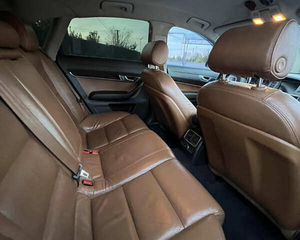 Синій Ауді А6, об'ємом двигуна 2.39 л та пробігом 376 тис. км за 6000 $, фото 21 на Automoto.ua
