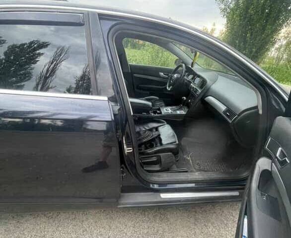 Синій Ауді А6, об'ємом двигуна 3 л та пробігом 300 тис. км за 2800 $, фото 1 на Automoto.ua