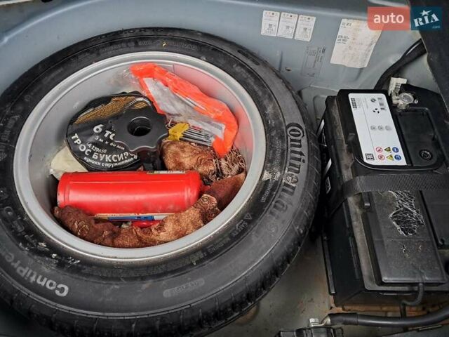 Синий Ауди А6, объемом двигателя 2 л и пробегом 302 тыс. км за 7600 $, фото 9 на Automoto.ua