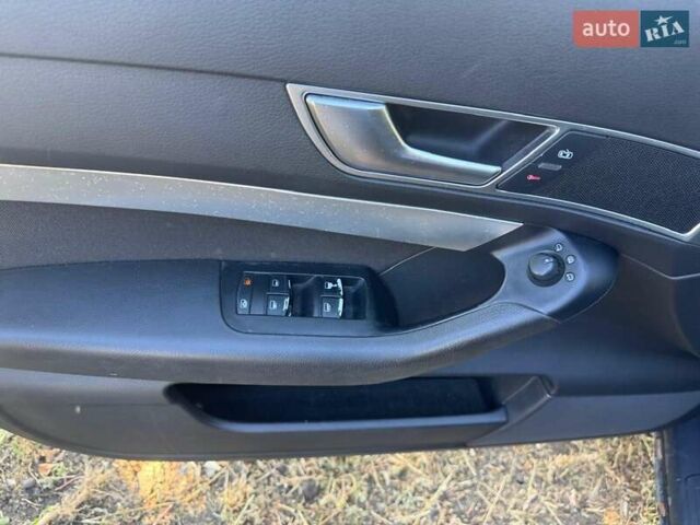 Синій Ауді А6, об'ємом двигуна 2.4 л та пробігом 263 тис. км за 2090 $, фото 18 на Automoto.ua