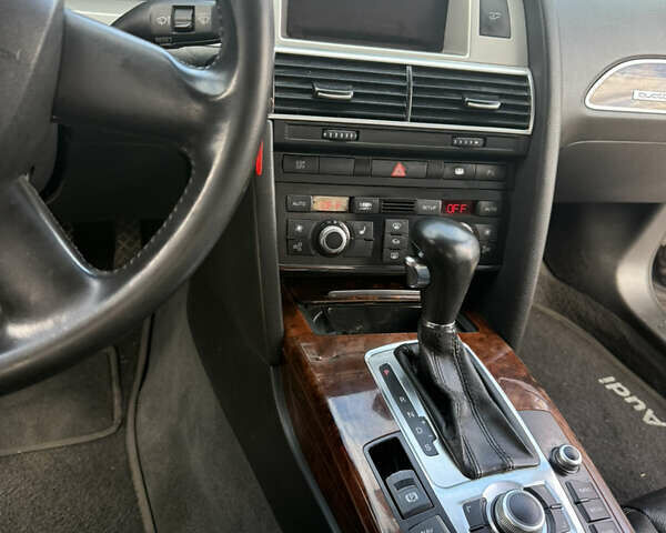 Синий Ауди А6, объемом двигателя 3.12 л и пробегом 448 тыс. км за 8200 $, фото 5 на Automoto.ua