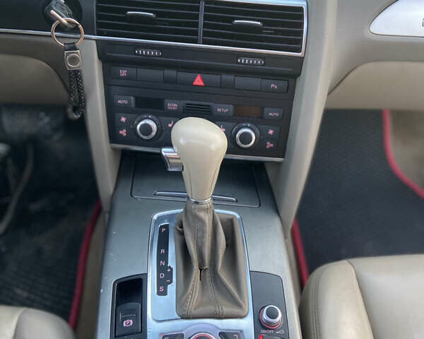 Синий Ауди А6, объемом двигателя 3.2 л и пробегом 330 тыс. км за 6999 $, фото 18 на Automoto.ua