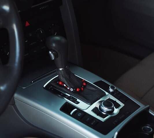 Синий Ауди А6, объемом двигателя 2 л и пробегом 325 тыс. км за 8950 $, фото 35 на Automoto.ua