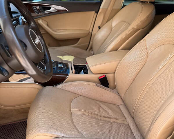 Синий Ауди А6, объемом двигателя 3 л и пробегом 282 тыс. км за 10300 $, фото 3 на Automoto.ua
