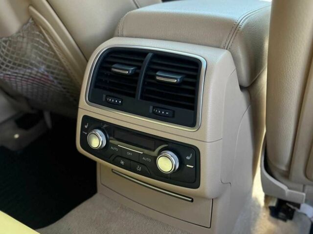 Синий Ауди А6, объемом двигателя 3 л и пробегом 202 тыс. км за 13300 $, фото 12 на Automoto.ua