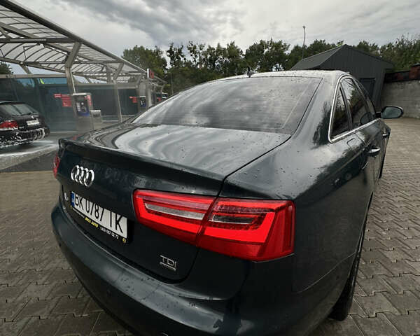 Синий Ауди А6, объемом двигателя 3 л и пробегом 318 тыс. км за 16300 $, фото 5 на Automoto.ua