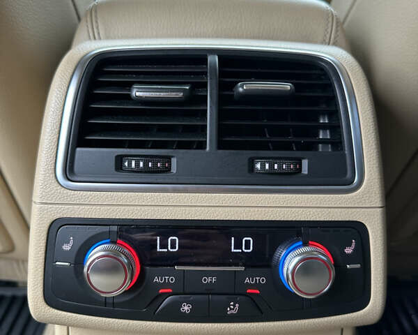 Синій Ауді А6, об'ємом двигуна 3 л та пробігом 200 тис. км за 13000 $, фото 15 на Automoto.ua