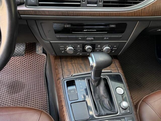 Синий Ауди А6, объемом двигателя 3 л и пробегом 255 тыс. км за 8850 $, фото 10 на Automoto.ua