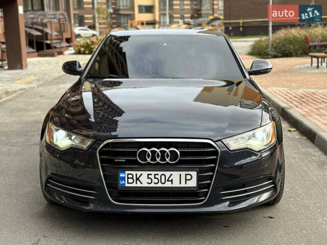 Синий Ауди А6, объемом двигателя 2 л и пробегом 216 тыс. км за 12300 $, фото 11 на Automoto.ua