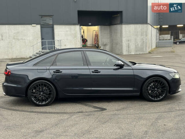 Синий Ауди А6, объемом двигателя 3 л и пробегом 244 тыс. км за 11900 $, фото 3 на Automoto.ua