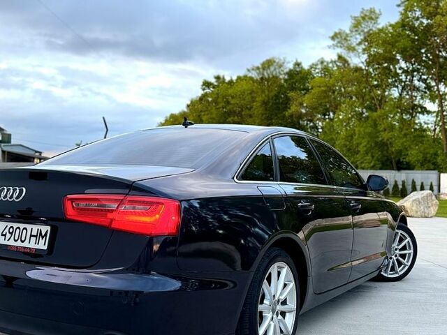Синий Ауди А6, объемом двигателя 2 л и пробегом 170 тыс. км за 12000 $, фото 4 на Automoto.ua