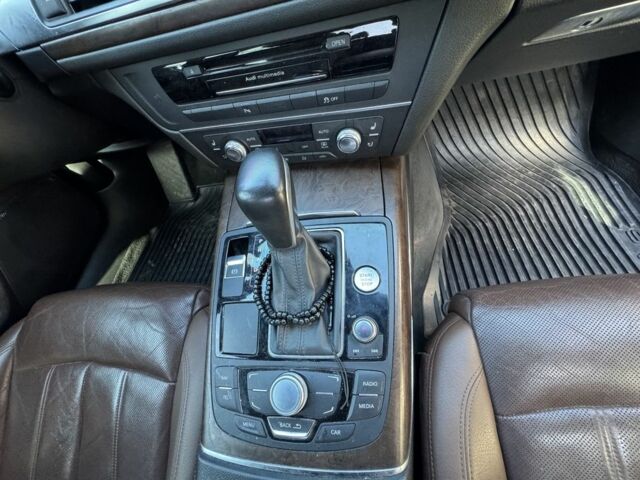 Ауді А6 2012 у Житомирі на Automoto.ua Синій Ауді А6, об'ємом двигуна 3 л та пробігом 215 тис. км за 16999 $, фото 4 на Automoto.ua