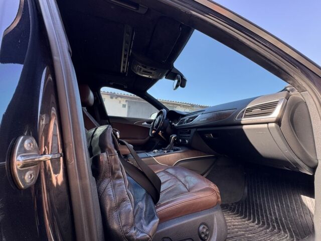 Ауді А6 2012 у Житомирі на Automoto.ua Синій Ауді А6, об'ємом двигуна 3 л та пробігом 215 тис. км за 16999 $, фото 5 на Automoto.ua