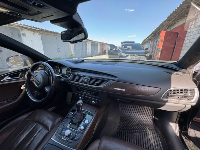 Ауді А6 2012 у Житомирі на Automoto.ua Синій Ауді А6, об'ємом двигуна 3 л та пробігом 215 тис. км за 16999 $, фото 6 на Automoto.ua