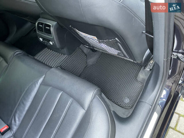 Синий Ауди А6, объемом двигателя 3 л и пробегом 191 тыс. км за 18000 $, фото 30 на Automoto.ua