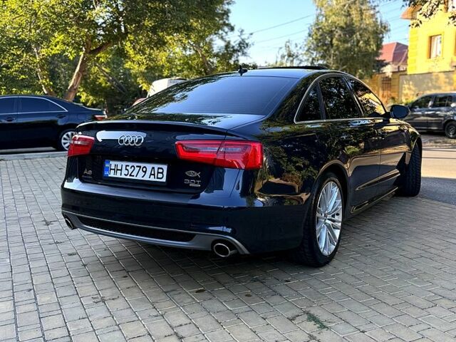 Синий Ауди А6, объемом двигателя 3 л и пробегом 270 тыс. км за 12000 $, фото 4 на Automoto.ua