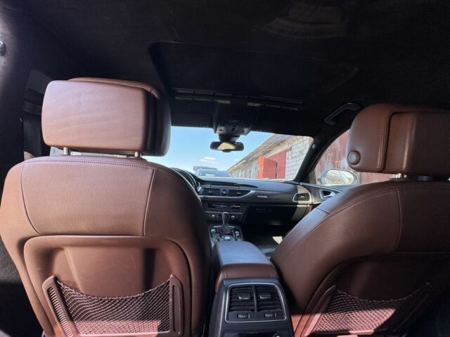 Ауді А6 2012 у Житомирі на Automoto.ua Синій Ауді А6, об'ємом двигуна 3 л та пробігом 215 тис. км за 16999 $, фото 8 на Automoto.ua