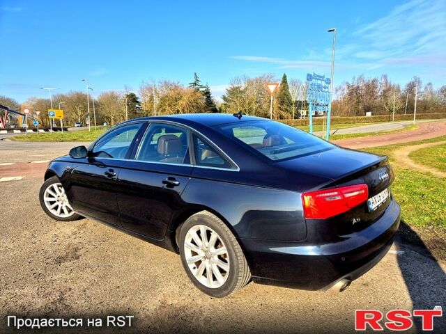 Синий Ауди А6, объемом двигателя 3 л и пробегом 216 тыс. км за 12000 $, фото 1 на Automoto.ua