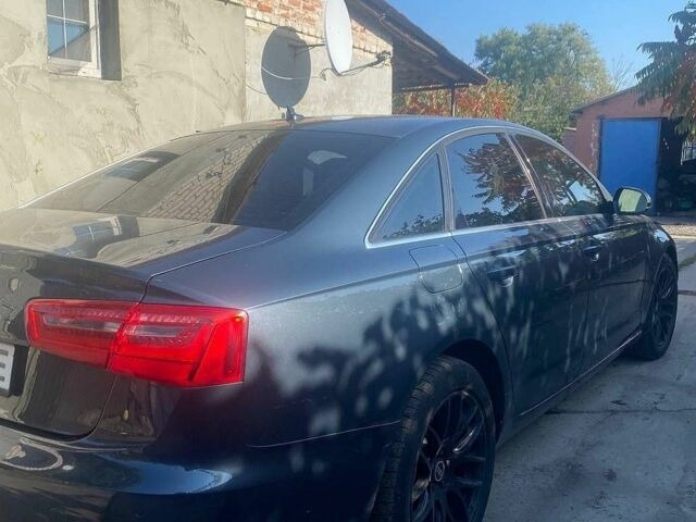 Синий Ауди А6, объемом двигателя 2.77 л и пробегом 310 тыс. км за 9700 $, фото 6 на Automoto.ua