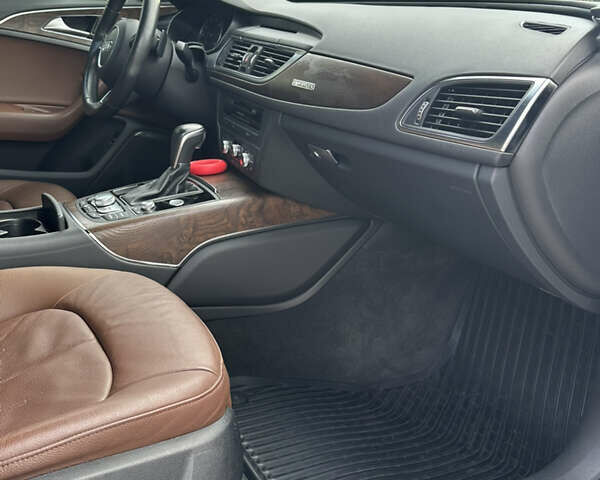 Синий Ауди А6, объемом двигателя 3 л и пробегом 181 тыс. км за 20000 $, фото 20 на Automoto.ua