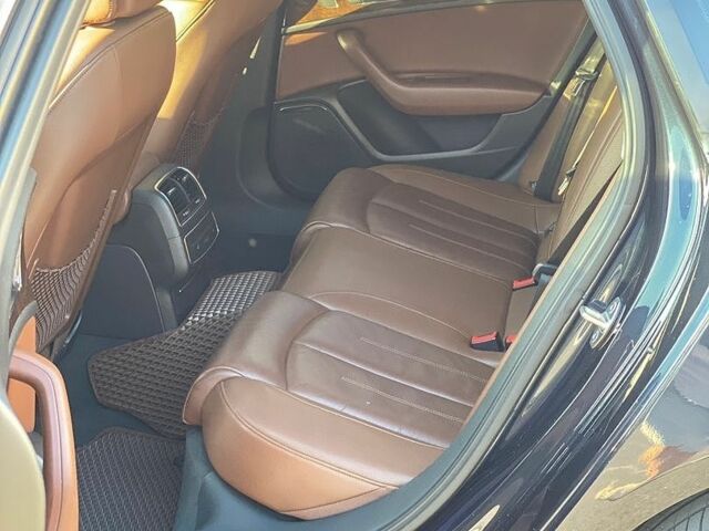 Синій Ауді А6, об'ємом двигуна 1.98 л та пробігом 243 тис. км за 14800 $, фото 13 на Automoto.ua