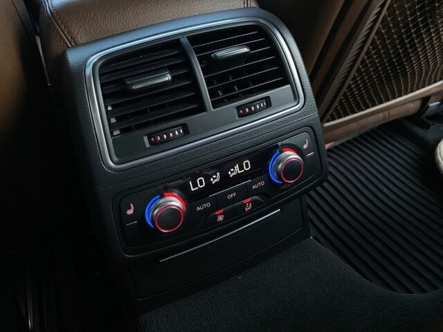 Синій Ауді А6, об'ємом двигуна 3 л та пробігом 169 тис. км за 17500 $, фото 16 на Automoto.ua