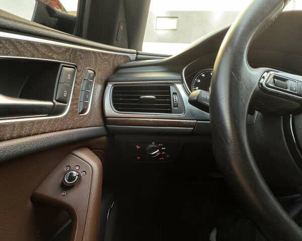 Синий Ауди А6, объемом двигателя 1.98 л и пробегом 289 тыс. км за 15900 $, фото 21 на Automoto.ua