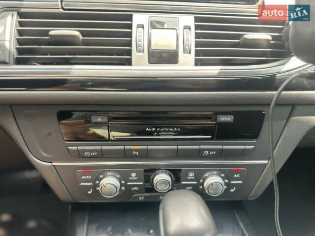 Ауди А6 2015 в Киеве на Automoto.ua Синий Ауди А6, объемом двигателя 1.97 л и пробегом 138 тыс. км за 26500 $, фото 20 на Automoto.ua