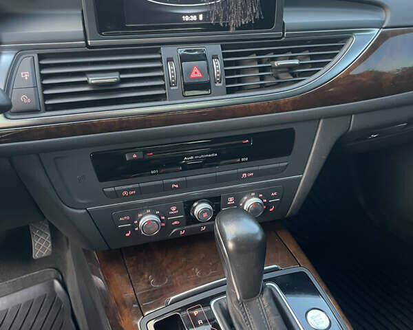 Синій Ауді А6, об'ємом двигуна 1.8 л та пробігом 148 тис. км за 20800 $, фото 17 на Automoto.ua