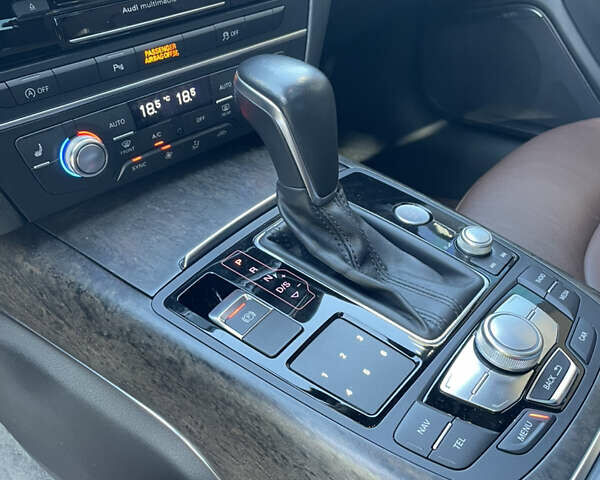 Синий Ауди А6, объемом двигателя 3 л и пробегом 78 тыс. км за 25000 $, фото 3 на Automoto.ua