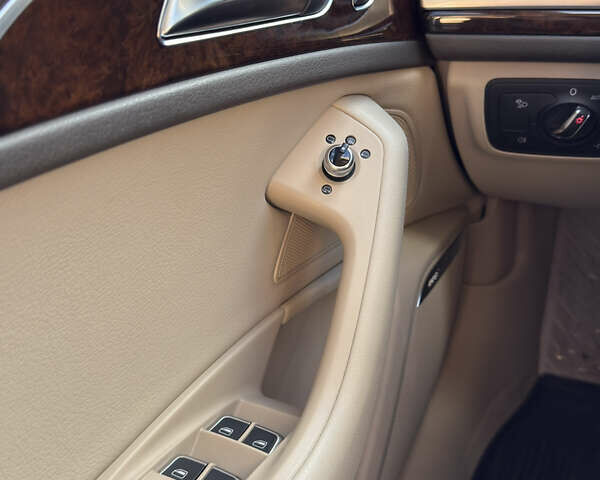 Синій Ауді А6, об'ємом двигуна 3 л та пробігом 86 тис. км за 25000 $, фото 9 на Automoto.ua