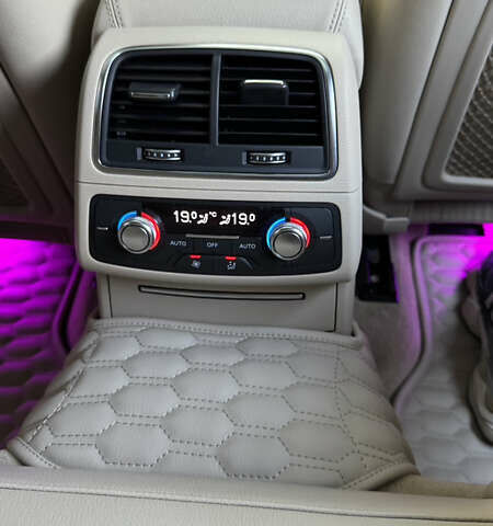 Синій Ауді А6, об'ємом двигуна 1.98 л та пробігом 172 тис. км за 19900 $, фото 12 на Automoto.ua