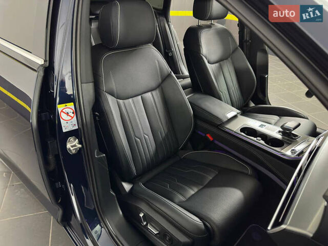 Синий Ауди А6, объемом двигателя 2.97 л и пробегом 74 тыс. км за 50000 $, фото 85 на Automoto.ua