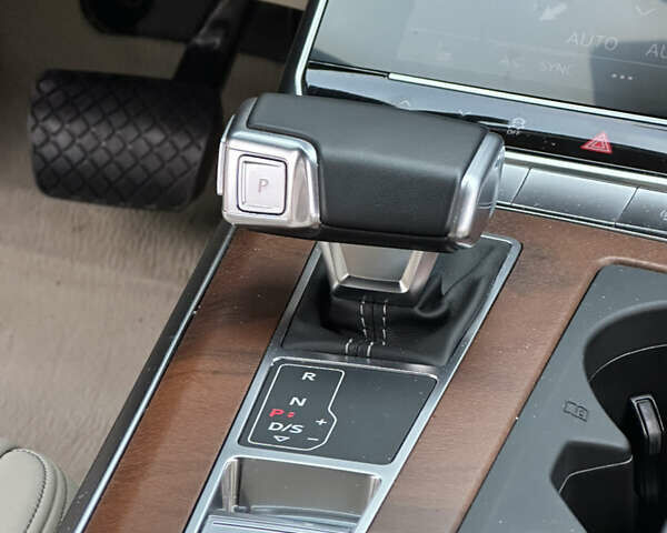 Синій Ауді А6, об'ємом двигуна 3 л та пробігом 42 тис. км за 59500 $, фото 37 на Automoto.ua