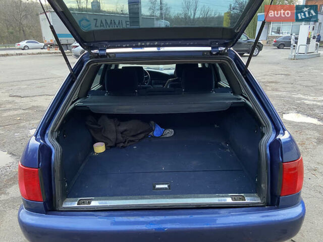 Синий Ауди А6, объемом двигателя 2.8 л и пробегом 239 тыс. км за 6000 $, фото 8 на Automoto.ua