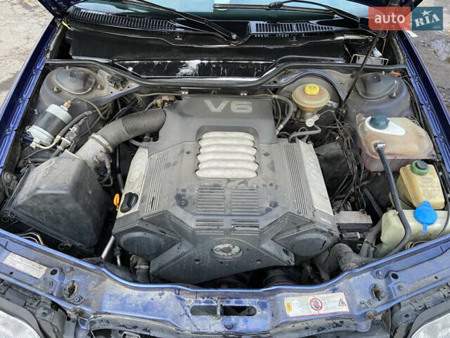 Синий Ауди А6, объемом двигателя 2.8 л и пробегом 239 тыс. км за 6000 $, фото 9 на Automoto.ua