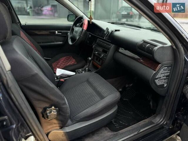 Синий Ауди А6, объемом двигателя 2 л и пробегом 450 тыс. км за 1850 $, фото 33 на Automoto.ua