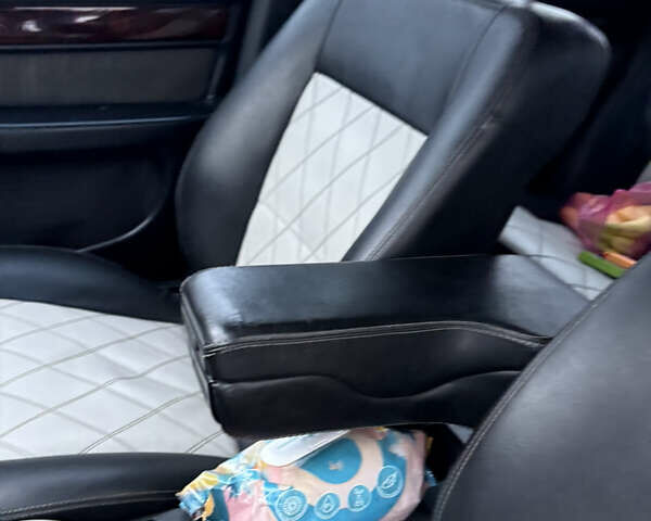 Синій Ауді А6, об'ємом двигуна 1.98 л та пробігом 330 тис. км за 2500 $, фото 19 на Automoto.ua