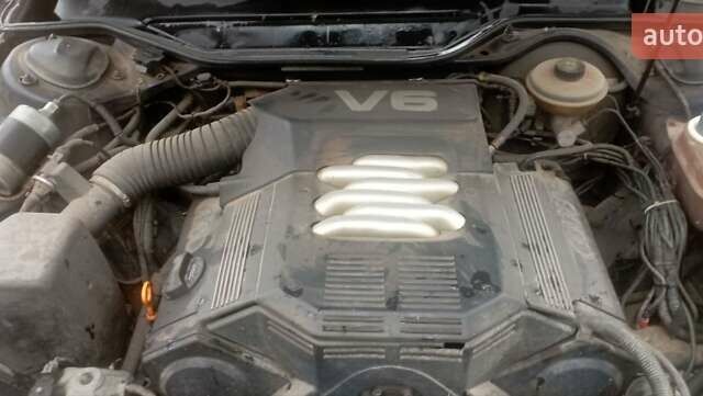 Синій Ауді А6, об'ємом двигуна 2.6 л та пробігом 324 тис. км за 2200 $, фото 4 на Automoto.ua