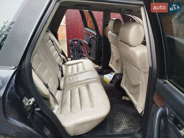 Синий Ауди А6, объемом двигателя 1.78 л и пробегом 554 тыс. км за 3500 $, фото 9 на Automoto.ua