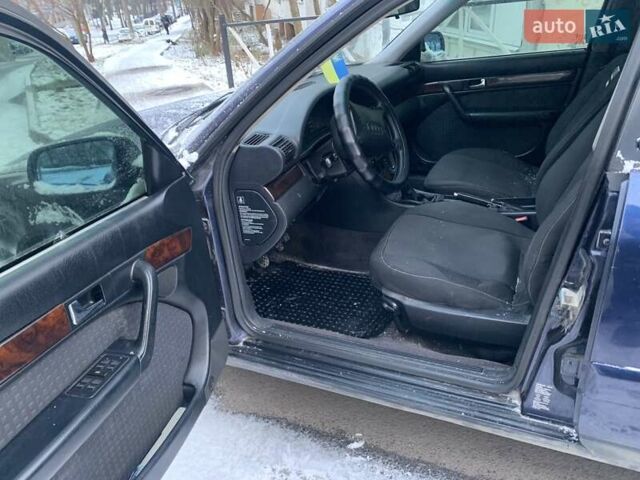 Синій Ауді А6, об'ємом двигуна 2 л та пробігом 327 тис. км за 2700 $, фото 4 на Automoto.ua