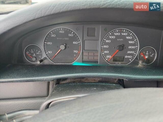 Синий Ауди А6, объемом двигателя 1.8 л и пробегом 345 тыс. км за 2500 $, фото 8 на Automoto.ua