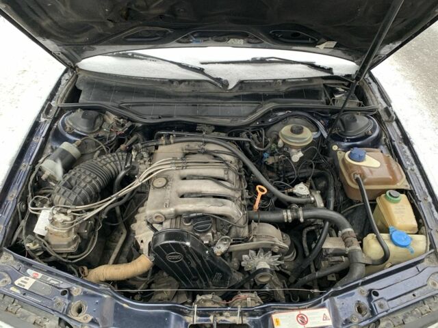 Синий Ауди А6, объемом двигателя 2 л и пробегом 367 тыс. км за 2900 $, фото 6 на Automoto.ua