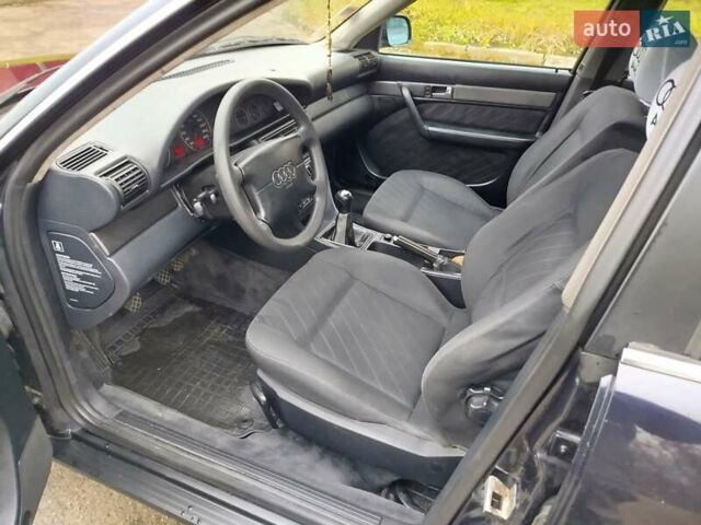 Синий Ауди А6, объемом двигателя 2.46 л и пробегом 491 тыс. км за 3800 $, фото 8 на Automoto.ua