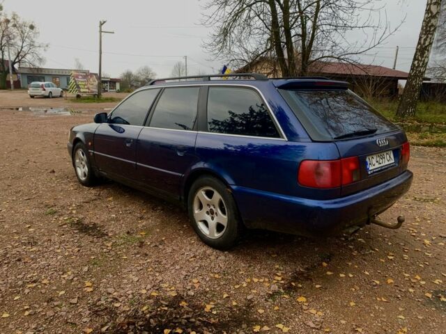 Синий Ауди А6, объемом двигателя 2.6 л и пробегом 377 тыс. км за 2800 $, фото 5 на Automoto.ua