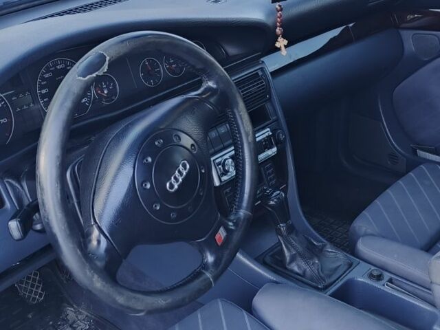 Синій Ауді А6, об'ємом двигуна 2.6 л та пробігом 440 тис. км за 5200 $, фото 4 на Automoto.ua