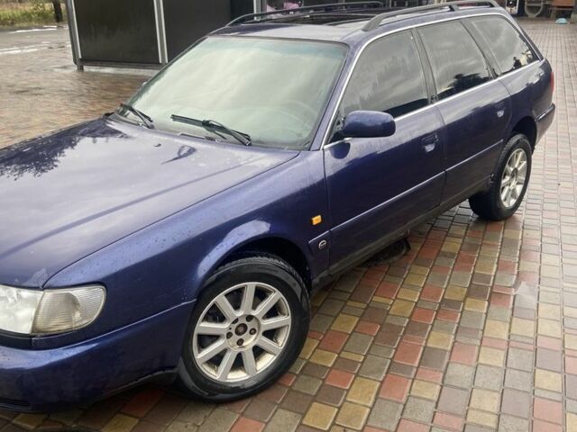 Синий Ауди А6, объемом двигателя 2.5 л и пробегом 400 тыс. км за 3700 $, фото 1 на Automoto.ua